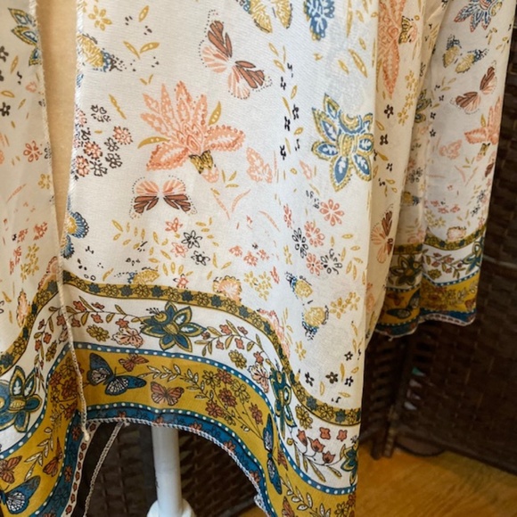 BE MINE NYC shear top - Picture 2 of 5